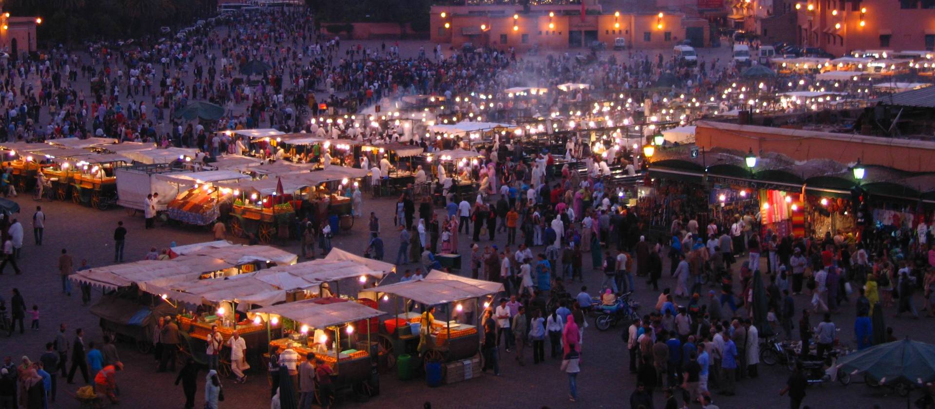 Djemaa el Fna square at the start of the evening | John Millen