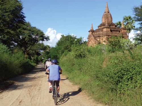 Cycling around the ancient temples in Bagan, Myanmar&#160;-&#160;<i>Photo:&#160;Caroline Mongrain</i>