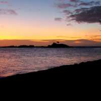 Lovely sunset over the Yasawa Islands | Kylie Turner