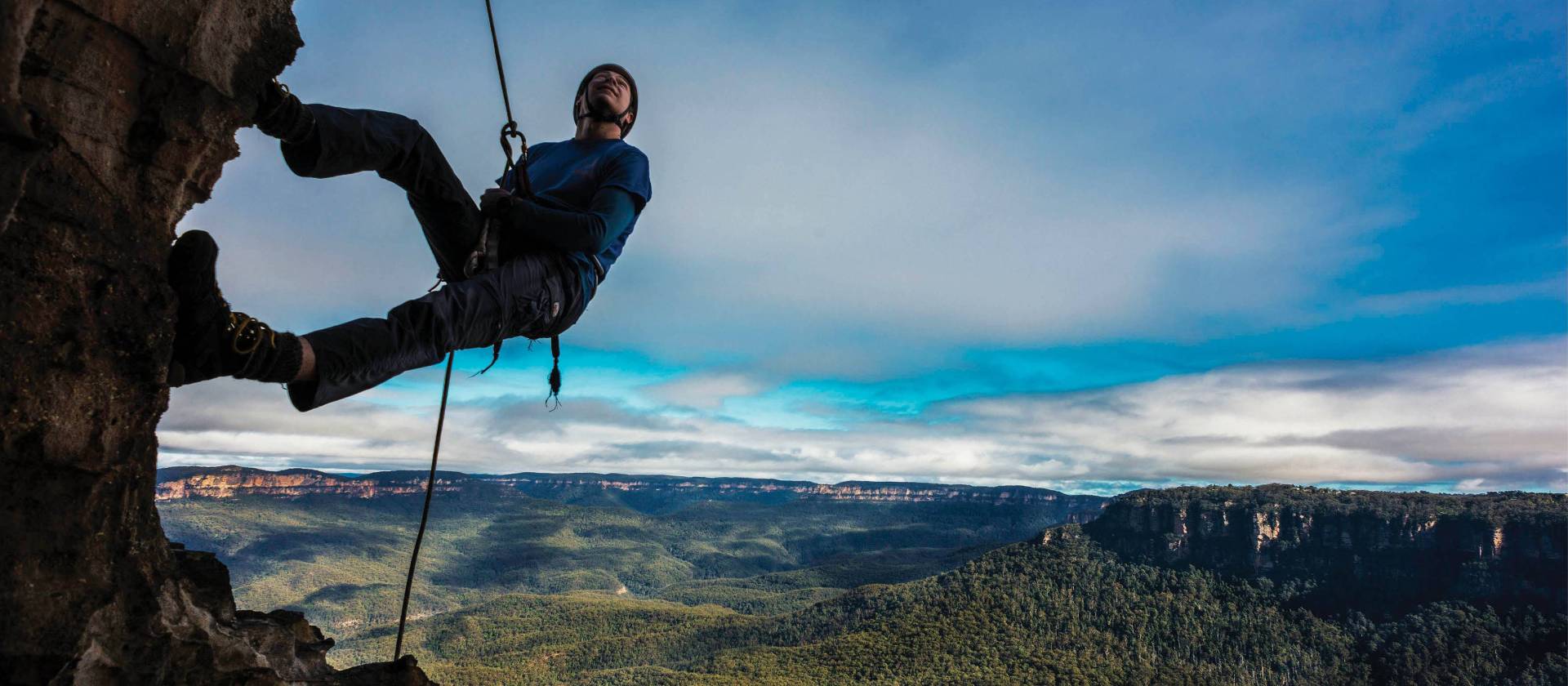 Abseiling opportunities are abundant in the Blue Mountains | David Hill