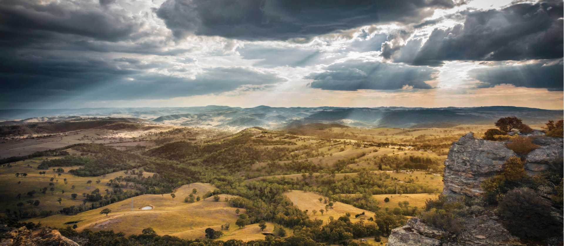 Views from Hassans Walls Lookout | David Hill