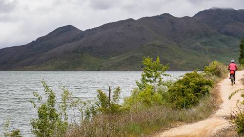 Sailors Cutting on the Alps to Ocean trail | Lachlan Gardiner