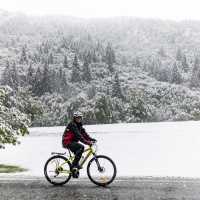 Just a little bit of snow on the trails! | Lachlan Gardiner