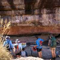 Learning about the Aboriginal rock art at Ubirr | Shaana McNaught