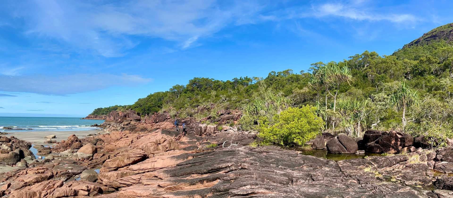 Coastal hiking, Munamudanamy (Hinchinbrook Island) | Michael Buggy