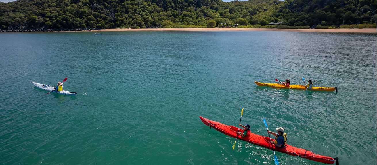 Kayaking the idyllic waters of Magnetic Island | Tourism and Events Queensland
