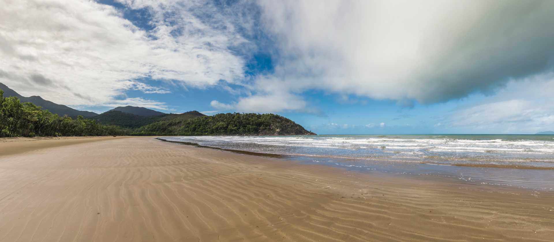 The expansive beaches of Hinchinbrook Island | Aaron Spence