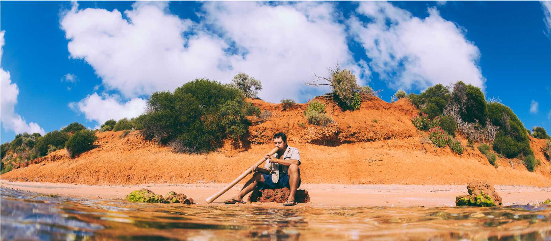 Learn from the Wula Gura Nyinda team in Francois Peron National Park | Tourism WA