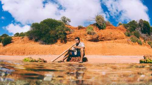 Learn from the Wula Gura Nyinda team in Francois Peron National Park | Tourism WA
