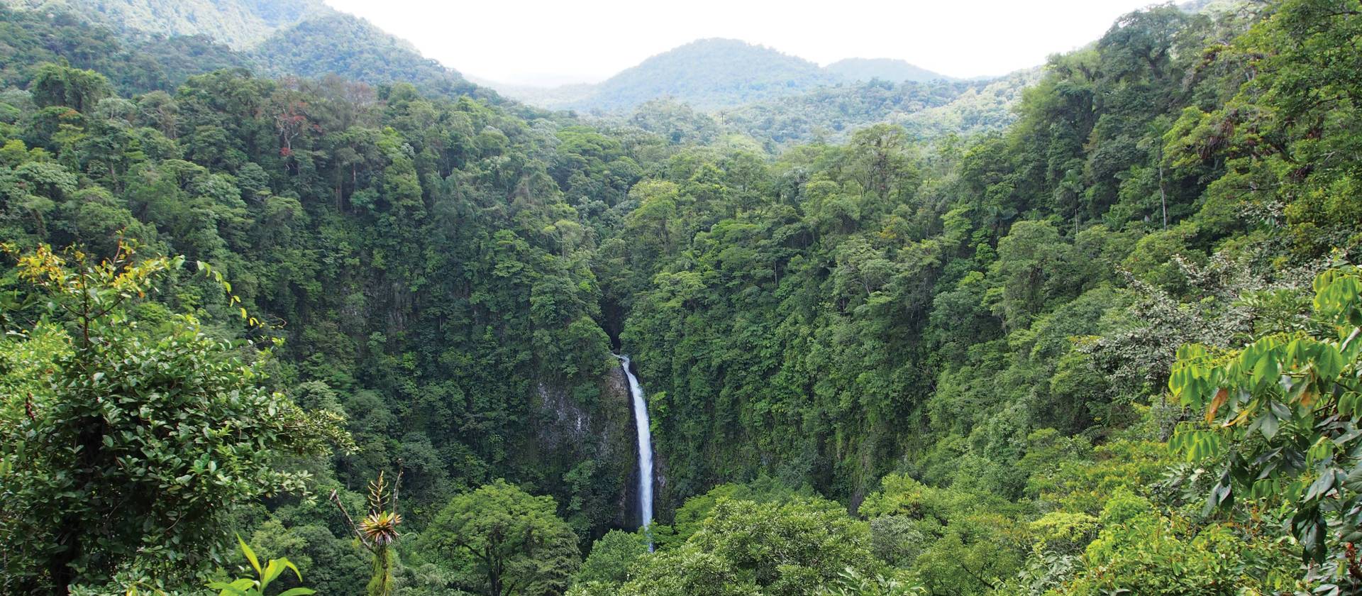 Incredible waterfall scenery, Costa Rica | Sophie Panton