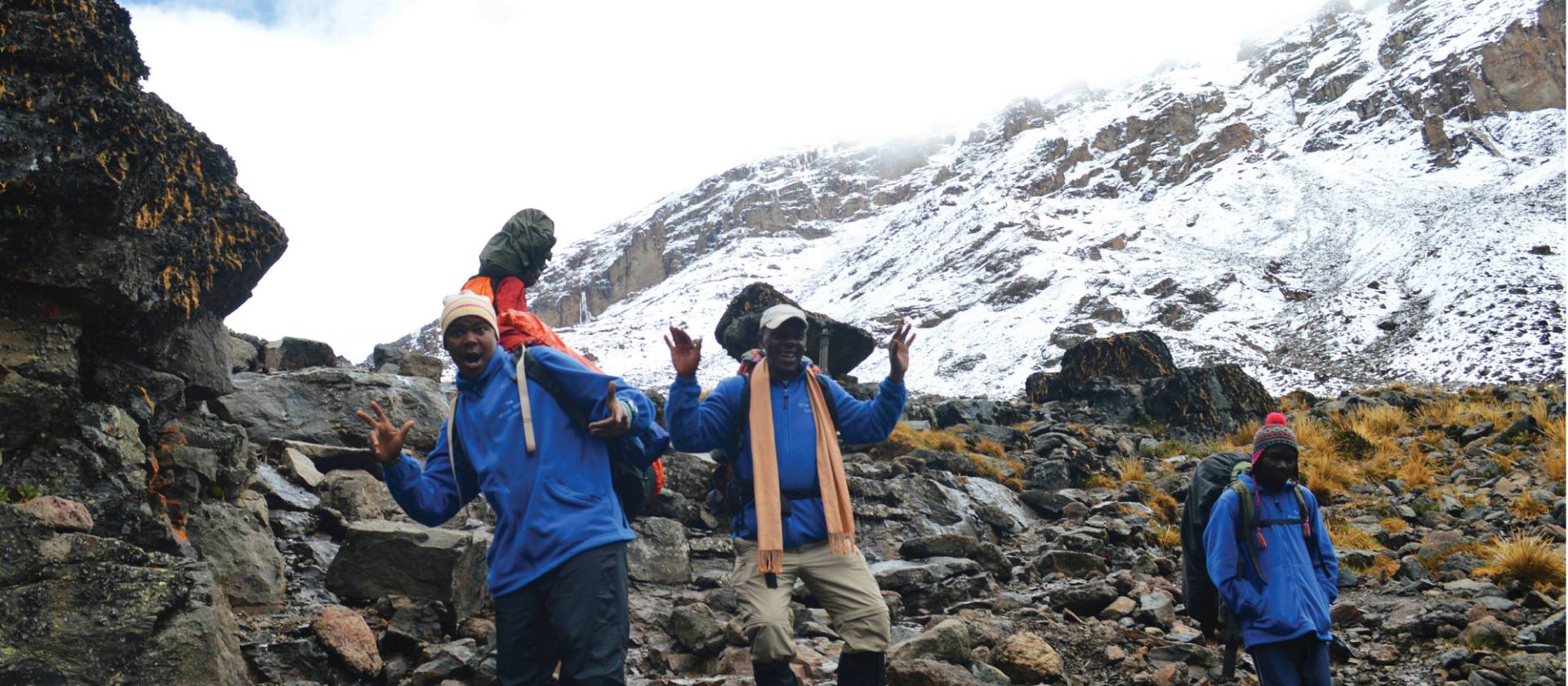 Guides show off some dance moves and Swahili songs | Chloe Ryan