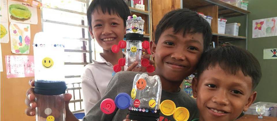 Children at Treak Community Centre recycling plastic