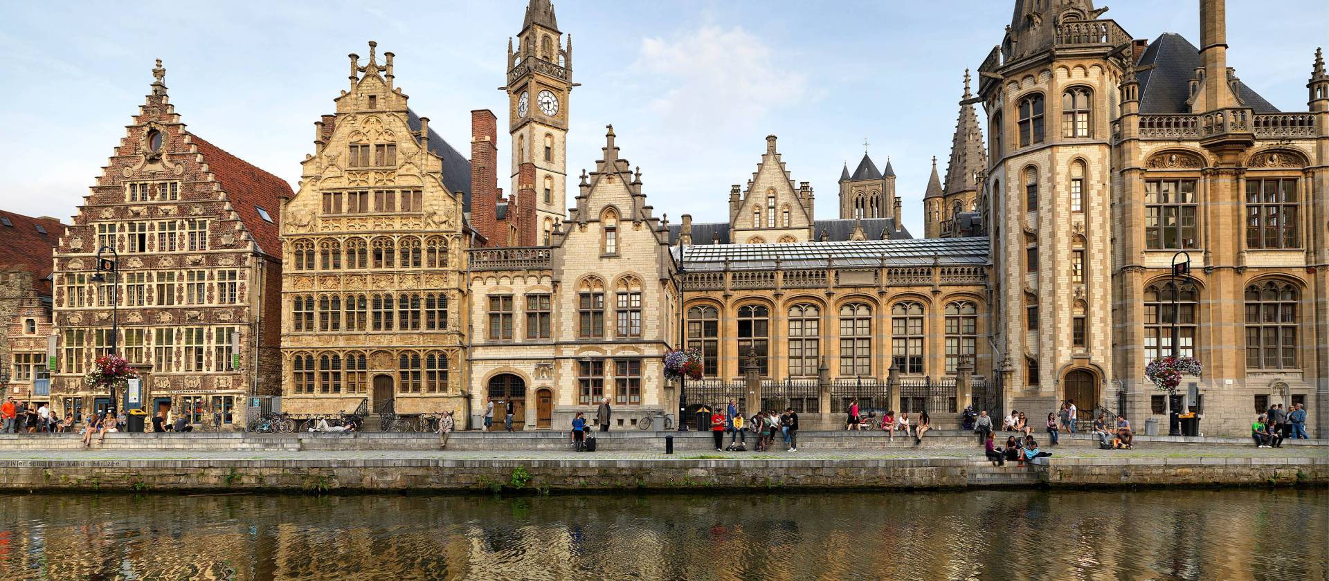 Discover the beautiful medieval architecture of Ghent | Milo Profi