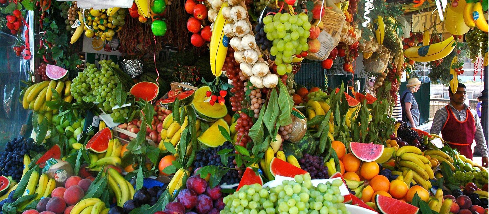 Market fruits, Rome | Sue Badyari
