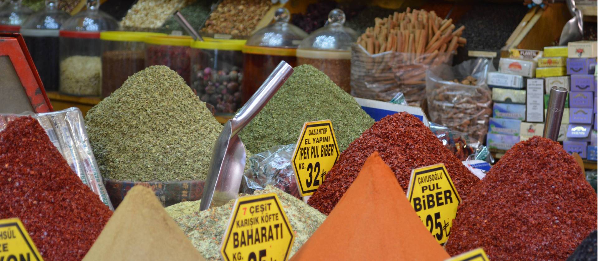 The famous spice markets in Istanbul | Erin Williams