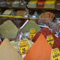 The famous spice markets in Istanbul | Erin Williams