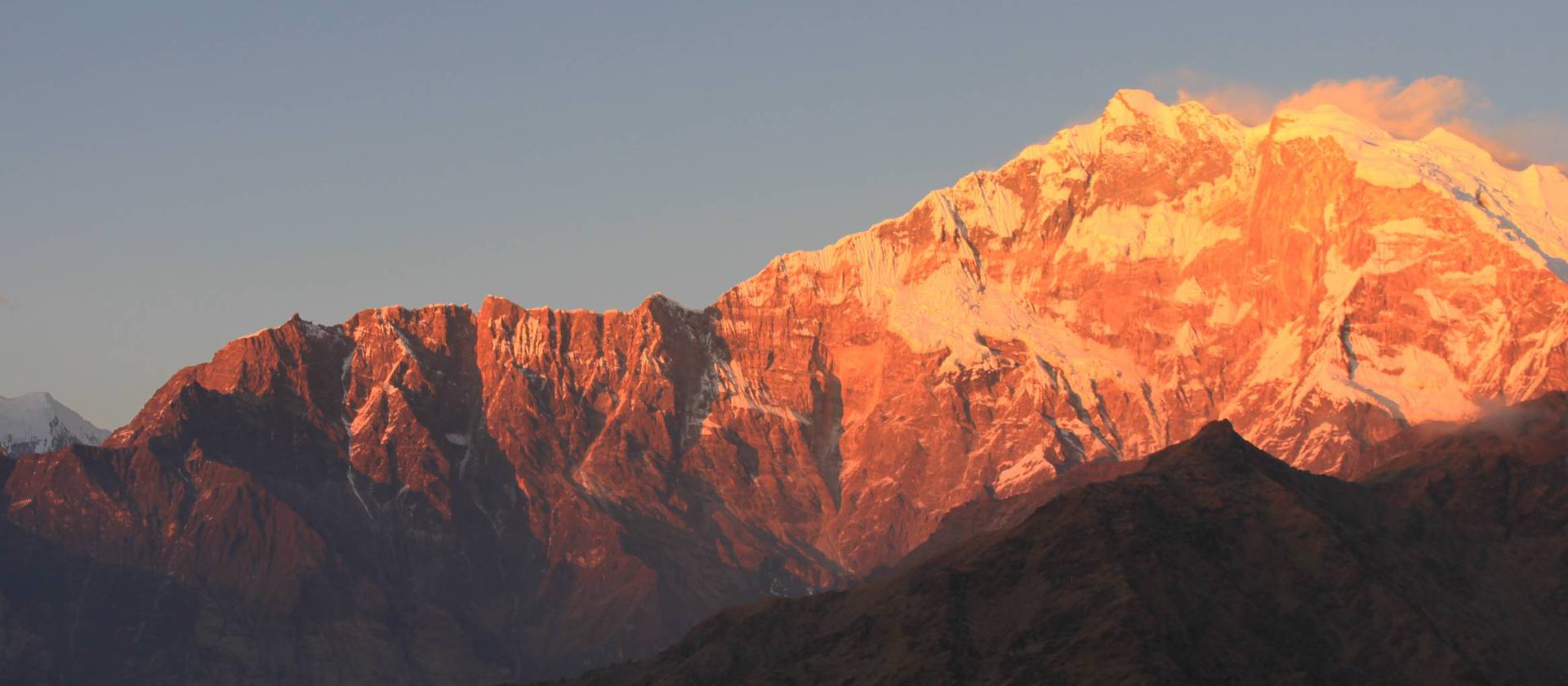 The sun sets on Annapurna's Fang Face | Brad Atwal