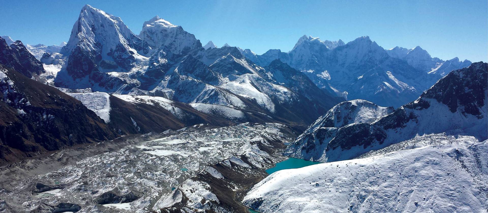 Splendid scenery from above Gokyo Lakes | Chris Hathaway