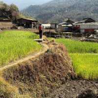 Trek through the small and traditional Gurung villages of the Annapurna region, meeting the locals and gaining a close insight into the lifestyles of these friendly communities | Sue Badyari