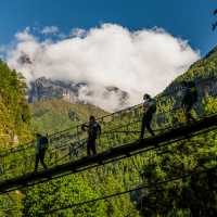Hiking up the hill from Monjo to Namche Bazaar | Lachlan Gardiner