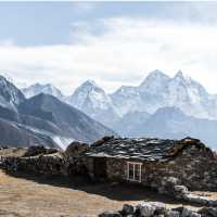 Panoramic views on the Everest trekking trails | Dan Cassar