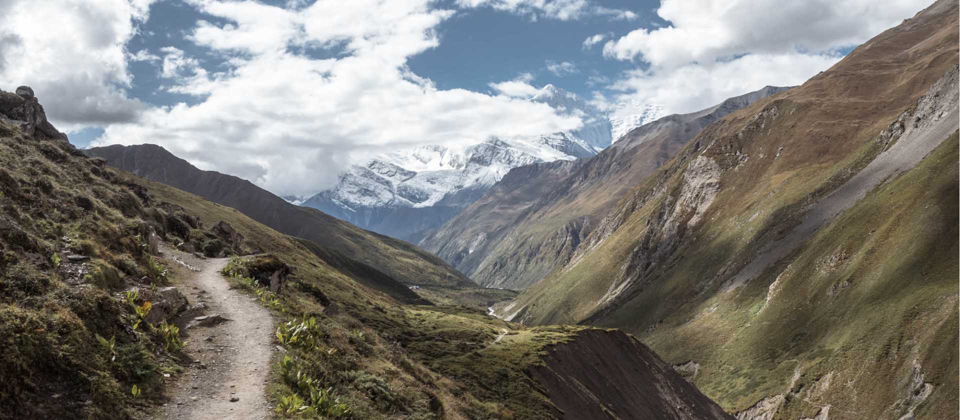Experience stunning views on our Annapurna Circuit | Kelvin Law