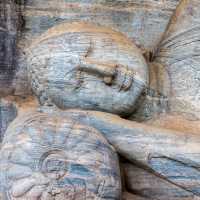 The reclining Buddha statue at Polonnaruwa | Richard I'Anson