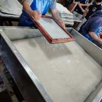 Mexican artisans making Amate paper (traditional bark paper) | Biajeros Tours