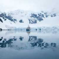 Reflections of Antarctica | Peter Walton