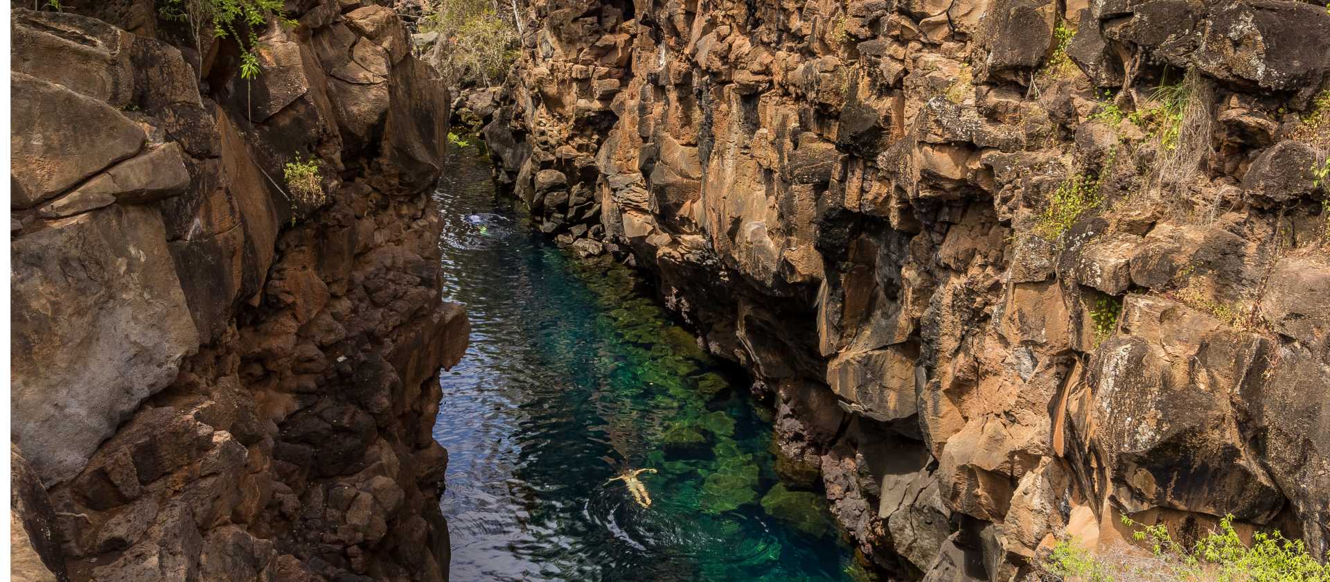 Las Grietas comprises of three crystal clear pools sandwiched in a crevasse between high volcanic walls