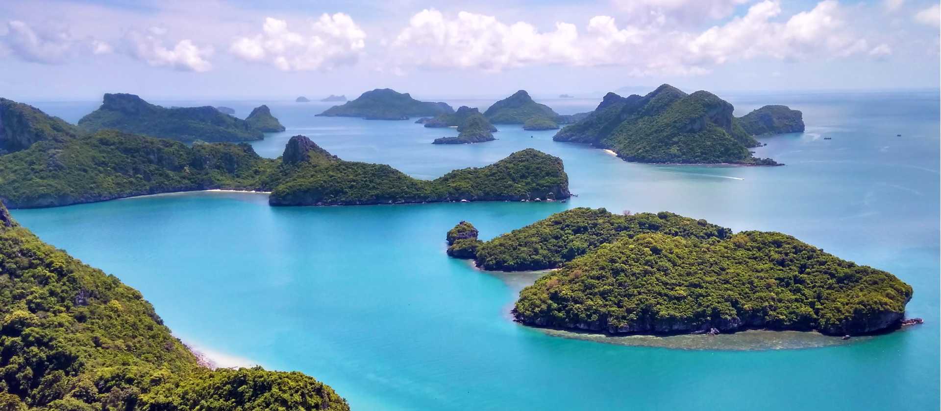 We explore the stunning islands of AngThong National Park
