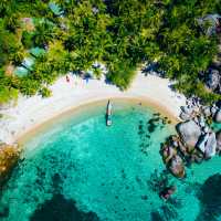 We explore the stunning beaches and alcoves in Southern Thailands Marine National Parks