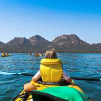 Stunning views kayaking off the East Coast of Tasmania | Tourism Tasmania & Kathryn Leahy