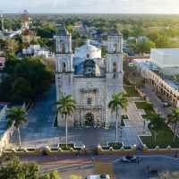 The town church in the central square of Valladolid | EcoColours Tours
