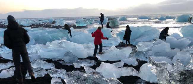 Discovering the icebergs on Diamond Beach | Kate Baker