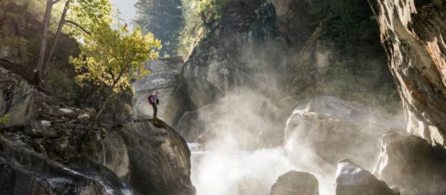 Trekking the foothills in Western Nepal | Lachlan Gardiner